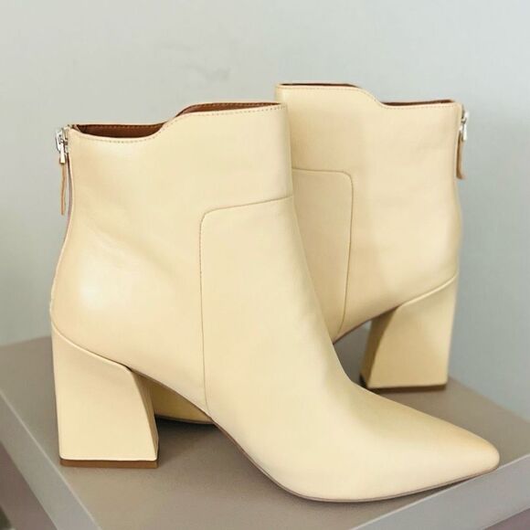 FRANCO SARTO Venture Leather Bootie Boot, Beige/White, Block Heel, Size 9, NWT - Picture 1 of 16